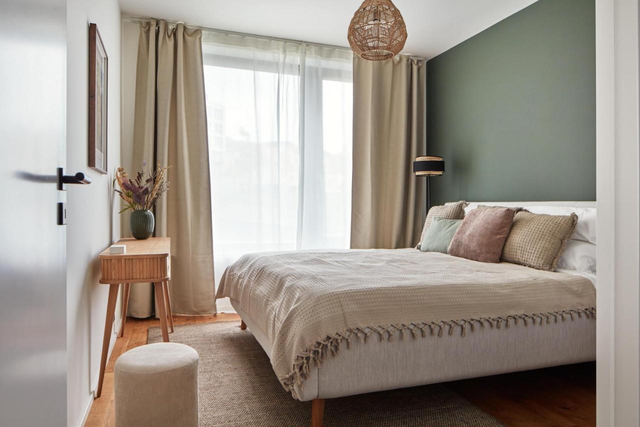 Prague Days - Designer Apts - Garage - Terrace - Easy City Access Luaran gambar