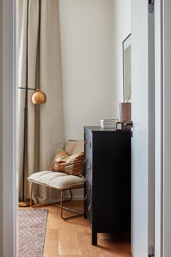 Prague Days - Designer Apts - Garage - Terrace - Easy City Access Luaran gambar