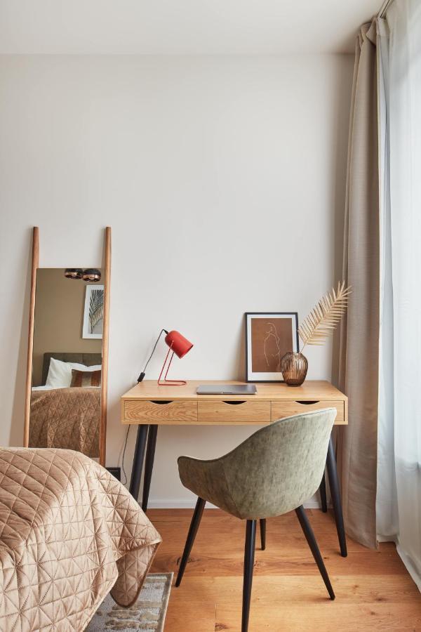 Prague Days - Designer Apts - Garage - Terrace - Easy City Access Luaran gambar